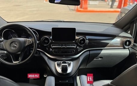 Mercedes-Benz V-Класс, 2019 год, 5 000 000 рублей, 10 фотография
