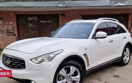 Infiniti FX II, 2011 год, 1 800 000 рублей, 2 фотография