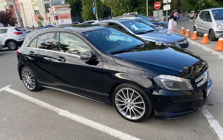 Mercedes-Benz A-Класс, 2015 год, 1 300 000 рублей, 4 фотография