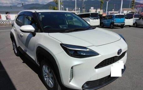 Toyota Yaris Cross, 2021 год, 1 550 000 рублей, 3 фотография