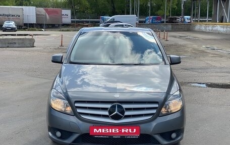 Mercedes-Benz B-Класс, 2013 год, 1 280 000 рублей, 3 фотография