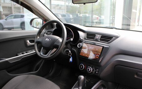 KIA Rio III рестайлинг, 2014 год, 977 000 рублей, 10 фотография