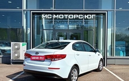 KIA Rio III рестайлинг, 2015 год, 930 000 рублей, 6 фотография