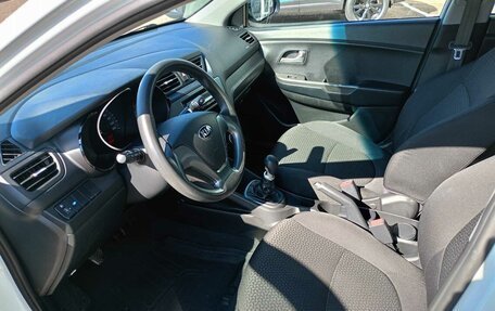 KIA Rio III рестайлинг, 2015 год, 930 000 рублей, 12 фотография