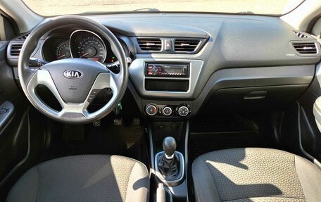 KIA Rio III рестайлинг, 2015 год, 930 000 рублей, 17 фотография