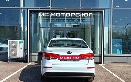 KIA Rio III рестайлинг, 2015 год, 930 000 рублей, 5 фотография