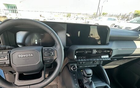 Toyota Land Cruiser Prado, 2024 год, 7 100 000 рублей, 4 фотография