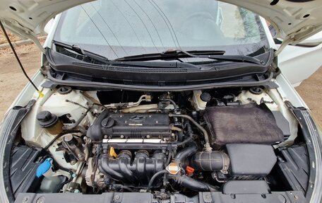 Hyundai Solaris II рестайлинг, 2012 год, 850 000 рублей, 14 фотография