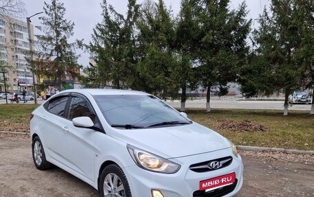 Hyundai Solaris II рестайлинг, 2012 год, 850 000 рублей, 11 фотография