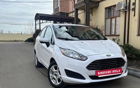 Ford Fiesta, 2016 год, 900 000 рублей, 2 фотография