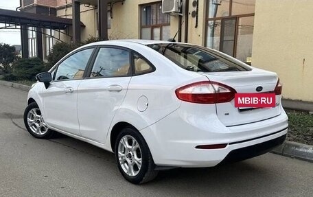 Ford Fiesta, 2016 год, 900 000 рублей, 5 фотография