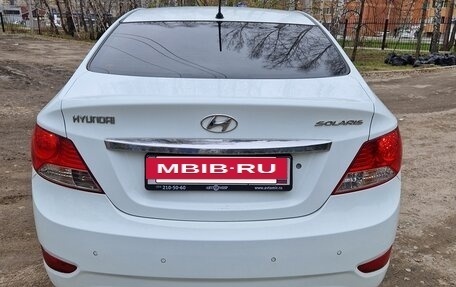 Hyundai Solaris II рестайлинг, 2012 год, 850 000 рублей, 5 фотография