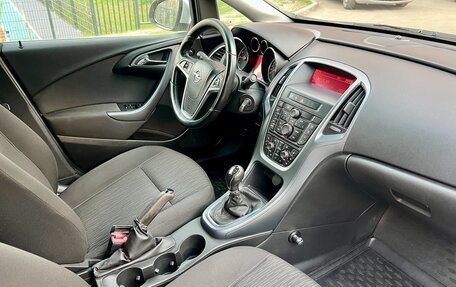 Opel Astra J, 2013 год, 730 000 рублей, 9 фотография