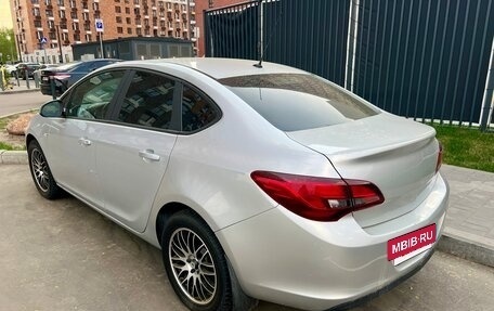 Opel Astra J, 2013 год, 730 000 рублей, 6 фотография