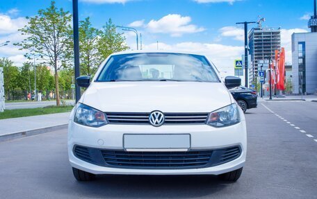 Volkswagen Polo VI (EU Market), 2012 год, 870 000 рублей, 2 фотография