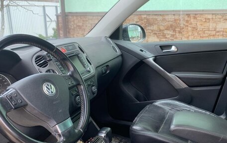 Volkswagen Tiguan I, 2010 год, 1 200 000 рублей, 2 фотография