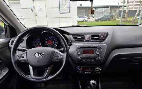 KIA Rio III рестайлинг, 2011 год, 800 000 рублей, 9 фотография