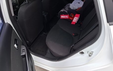 KIA Rio III рестайлинг, 2011 год, 800 000 рублей, 17 фотография
