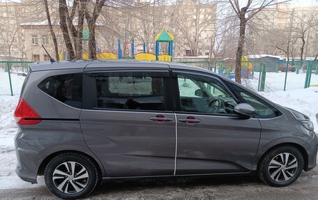 Honda Freed II, 2016 год, 1 600 000 рублей, 4 фотография