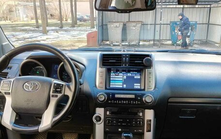Toyota Land Cruiser Prado 150 рестайлинг 2, 2012 год, 2 400 000 рублей, 5 фотография