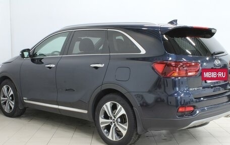 KIA Sorento III Prime рестайлинг, 2019 год, 3 100 000 рублей, 9 фотография