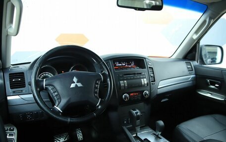Mitsubishi Pajero IV, 2012 год, 2 329 000 рублей, 16 фотография