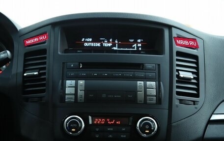 Mitsubishi Pajero IV, 2012 год, 2 329 000 рублей, 15 фотография