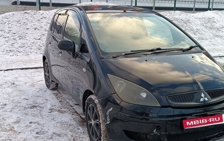 Mitsubishi Colt VI рестайлинг, 2003 год, 310 000 рублей, 1 фотография