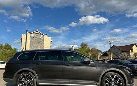 Volkswagen Passat B8 рестайлинг, 2019 год, 3 100 000 рублей, 10 фотография