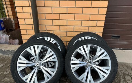 Volkswagen Passat B8 рестайлинг, 2019 год, 3 100 000 рублей, 18 фотография