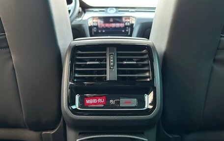 Volkswagen Passat B8 рестайлинг, 2019 год, 3 100 000 рублей, 25 фотография