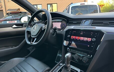 Volkswagen Passat B8 рестайлинг, 2019 год, 3 100 000 рублей, 38 фотография