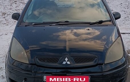 Mitsubishi Colt VI рестайлинг, 2003 год, 310 000 рублей, 7 фотография