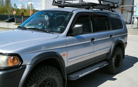 Mitsubishi Pajero Sport II рестайлинг, 2003 год, 985 000 рублей, 7 фотография