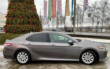 Toyota Camry, 2019 год, 2 299 000 рублей, 5 фотография