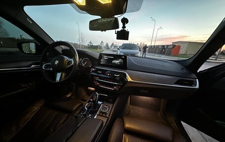 BMW 5 серия, 2017 год, 3 750 000 рублей, 8 фотография