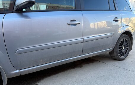 Opel Zafira B, 2008 год, 685 000 рублей, 3 фотография