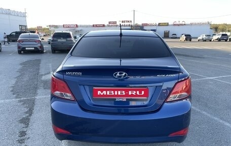 Hyundai Solaris II рестайлинг, 2015 год, 750 000 рублей, 4 фотография