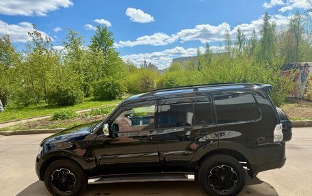 Mitsubishi Pajero IV, 2013 год, 2 330 000 рублей, 3 фотография