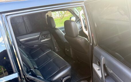 Mitsubishi Pajero IV, 2013 год, 2 330 000 рублей, 8 фотография