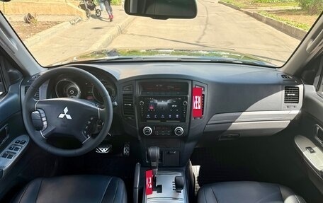 Mitsubishi Pajero IV, 2013 год, 2 330 000 рублей, 10 фотография