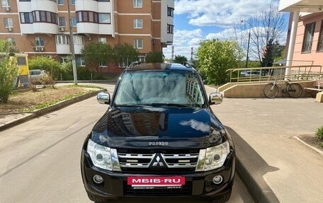 Mitsubishi Pajero IV, 2013 год, 2 330 000 рублей, 2 фотография