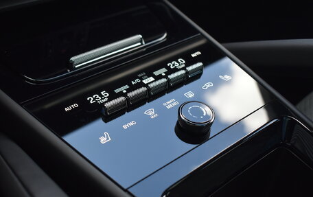Porsche Cayenne III, 2025 год, 25 200 000 рублей, 21 фотография