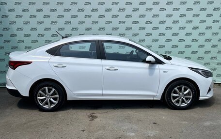Hyundai Solaris II рестайлинг, 2022 год, 1 795 000 рублей, 10 фотография