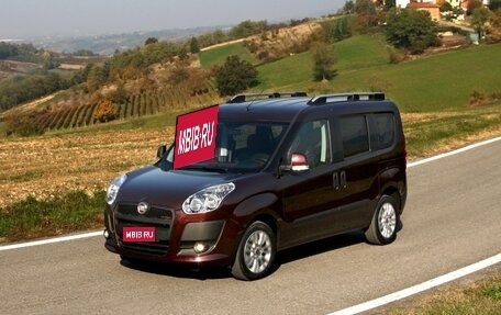 Fiat Doblo II рестайлинг, 2011 год, 380 000 рублей, 1 фотография