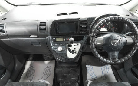 Toyota Wish II, 2006 год, 949 000 рублей, 11 фотография