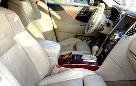 Infiniti FX II, 2008 год, 2 000 000 рублей, 9 фотография