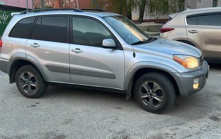 Toyota RAV4, 2001 год, 640 000 рублей, 11 фотография