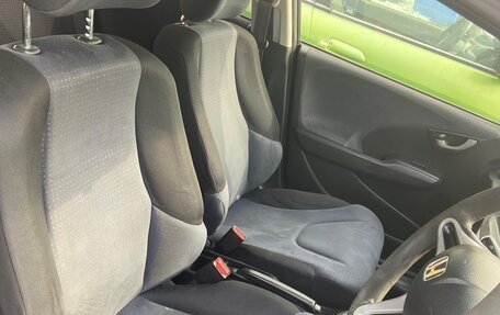 Honda Fit III, 2010 год, 680 000 рублей, 4 фотография