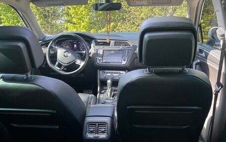 Volkswagen Tiguan II, 2017 год, 2 650 000 рублей, 6 фотография